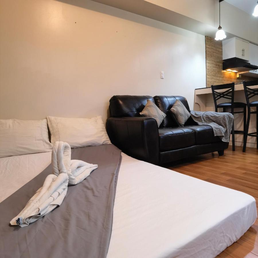 Apartment Avida Condos, Downtown Cm Recto Avenue, *
